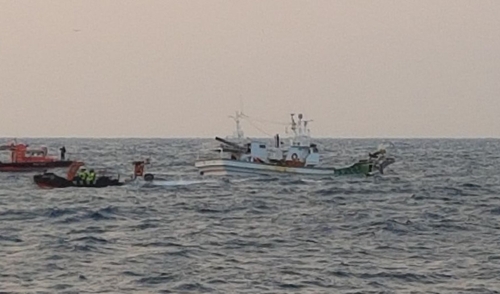 ▲ 18일 오전 울산 앞바다에서 어선 2척이 충돌했다. ⓒ 울산해양경찰서