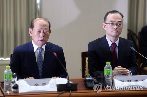 ▲ 송두환 검찰개혁위원장(왼쪽)과 문무일 검찰총장