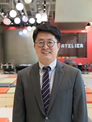 ▲ 김철홍 교수. ⓒ 포항공과대학교