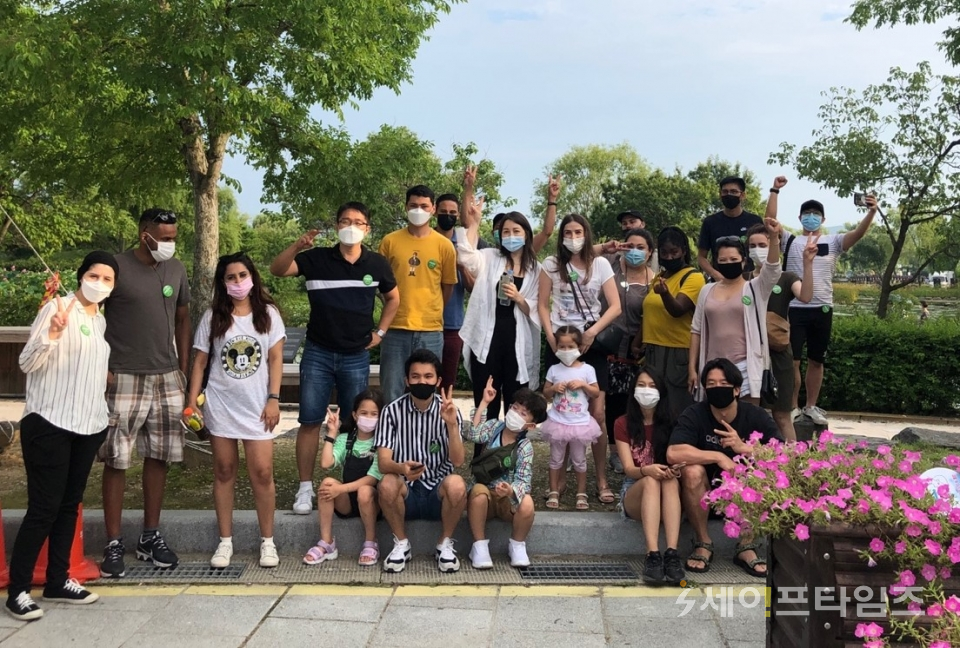 ▲ 충남도가 지역관광 활성화를 위한 국내 거주 외국인들을 대상으로 농촌 마을 체험행사를 했다. ⓒ 충남도