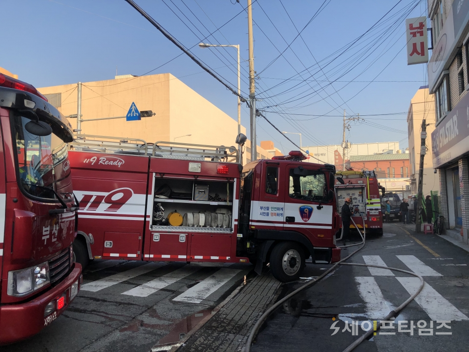 ▲ 화재오인 신고로 소방차가 출동했다. ⓒ 부산소방본부