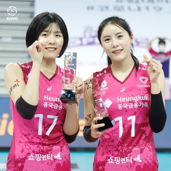 ▲ 이재영(왼쪽)선수와 이다영 선수 ⓒ KOVO