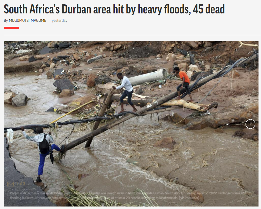 ▲ AP통신은 남아프리카공화국 더반 지역 주민들이 홍수 피해로 인해 위험에 처해 있다고 보도했다. ⓒ AP