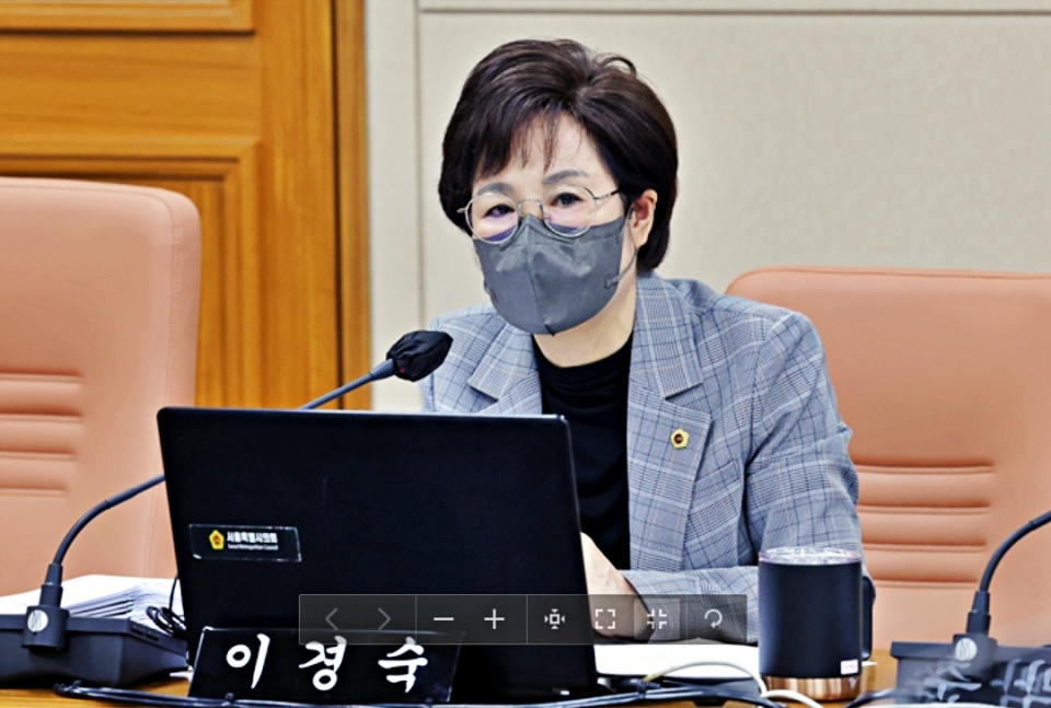 ▲ 이경숙 서울시의원이 서울교통공사가 받은 해킹 공격에 대해 설명하고 있다. ⓒ 이경숙 의원실