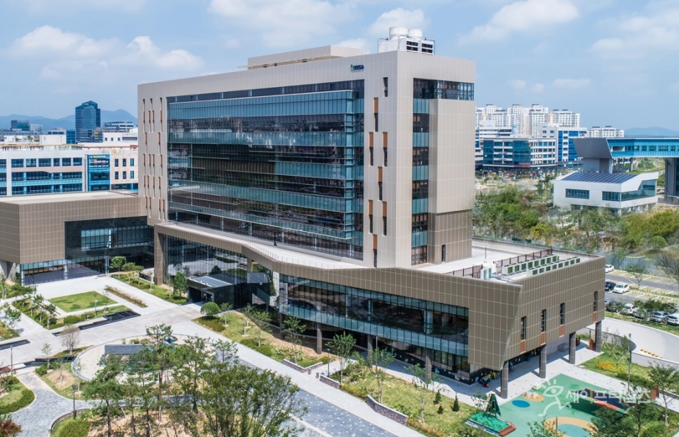 ▲ 한국인터넷진흥원은 무인 점포를 운영하는 소상공인을 위해 보안 시스템을 제공한다. ⓒ KISA