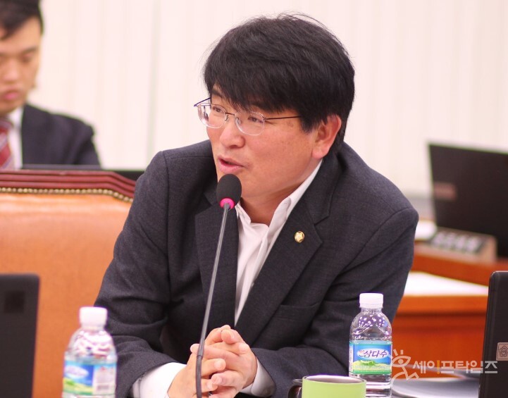 ▲ 박완주 의원이 이태원 참사 당시 통신3사의 대응을 지적했다. ⓒ 의원실