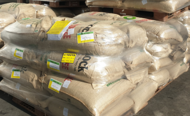 ▲ 블레스빈은 식품의약품안전처로부터 수입 부적합 통지를 받은 에티오피아산 커피 생두를 수출국 반송 처리했다. ⓒ 식약처