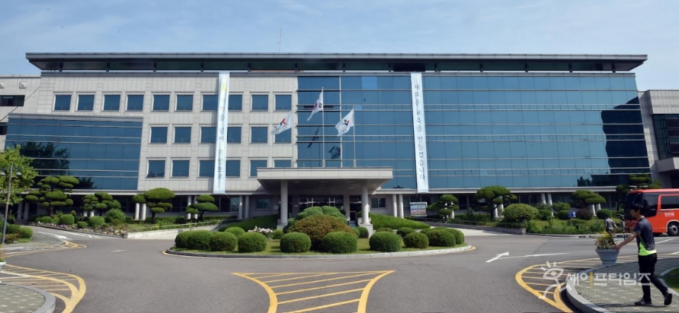 ▲ 경기교육청이 주관한 전국연합학력평가에 응시한 학생들의 성적과 이름 등의 자료가 유포된 사건에 대해 경찰이 수사에 본격 착수했다. ⓒ 세이프타임즈 DB