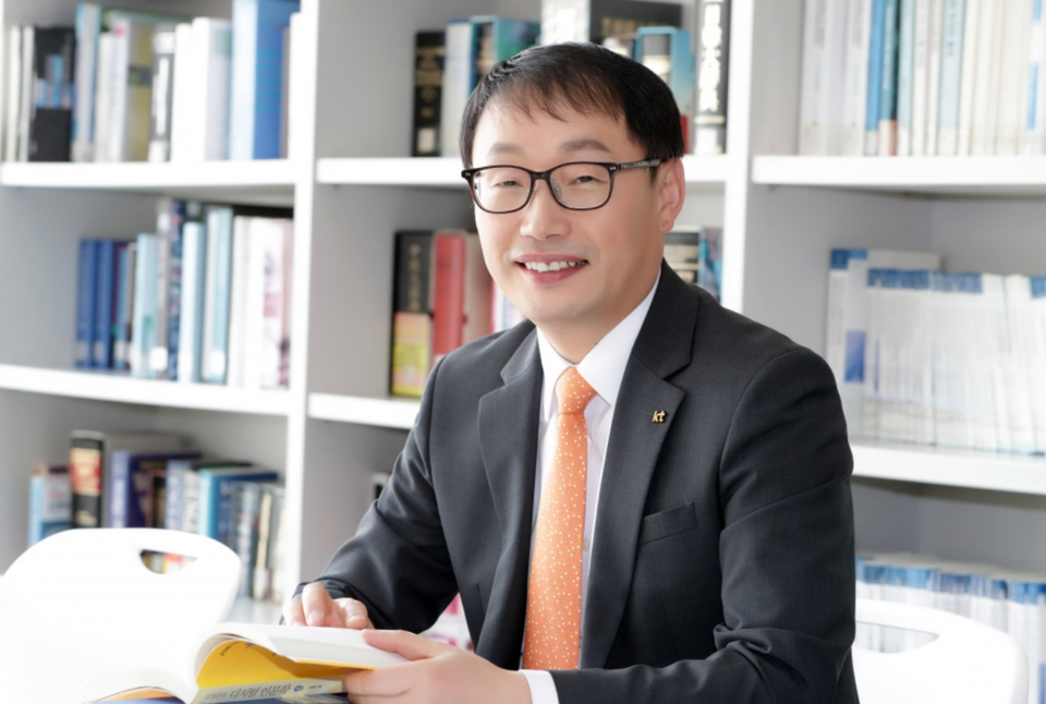 ▲ 구현모 KT 대표가 차기 대표이사 후보군에서 물러났다. ⓒ KT