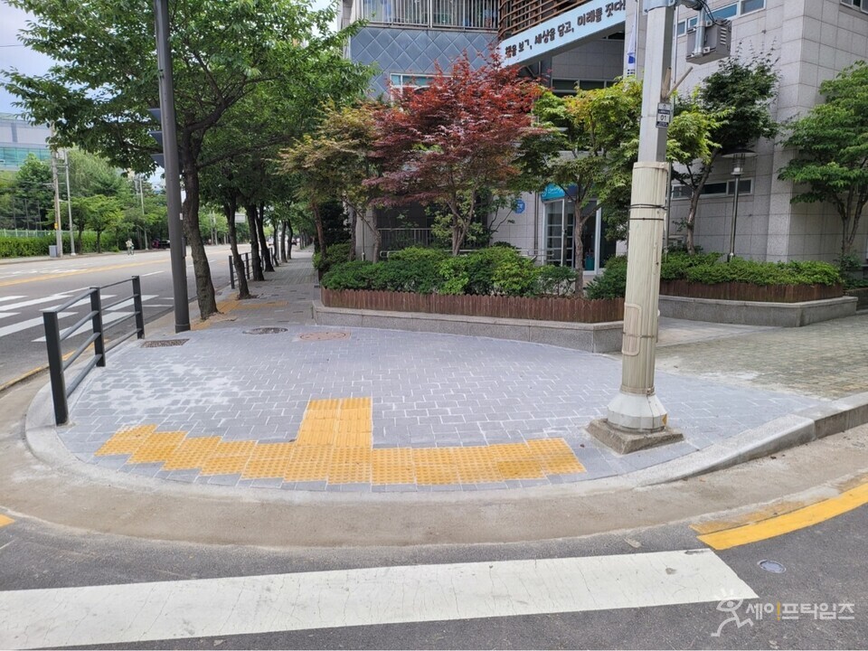 ▲ 서울 도봉구가 보행약자의 쾌적하고 안전한 보행로 조성에 나선다. ⓒ 도봉구