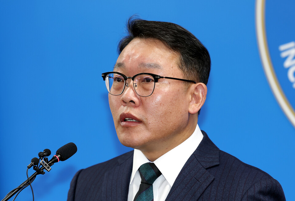 ▲ 오승진 인천경찰청 형사과장이 7일 인천경찰청에서 택시기사 강도살인사건 브리핑을 하고 있다.  ⓒ 연합뉴스