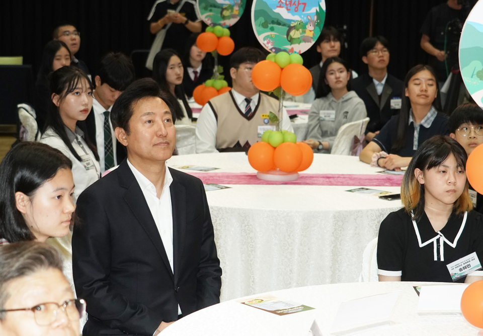 ▲ 오세훈 서울시장이 동대문디자인플라자(DDP)봄축제:디자인 놀이동산 행사에 참석하고 있다. ⓒ 서울시