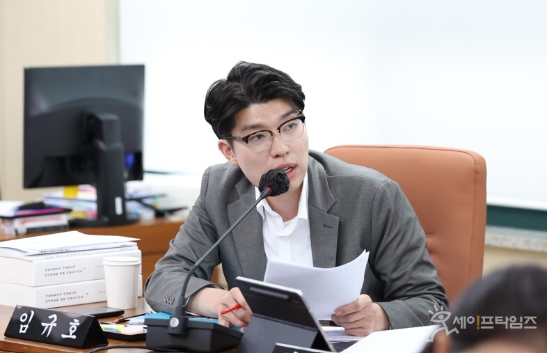 ▲ 백호 서울시의원이 서울교통공사장 인사에 대해 의문을 제기하고 있다. ⓒ 서울시의회