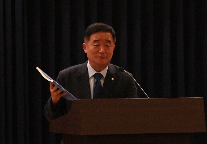 ▲ 강득구 더불어민주당 의원이 5일 국회 의원회관 소회의실에서 열린 수능 킬러문항 삭제에 관한 토론회에서 발언하고 있다. ⓒ 김주헌 기자