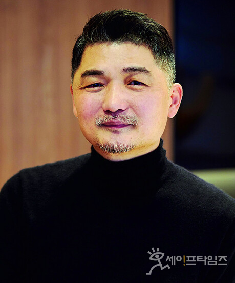 ▲ 금융감독원 자본시장특별사법경찰이 10일 SM엔터테인먼트 주가 시세조종 혐의와 관련해 김범수 카카오 창업자의 사무실을 압수수색했다. ⓒ 카카오