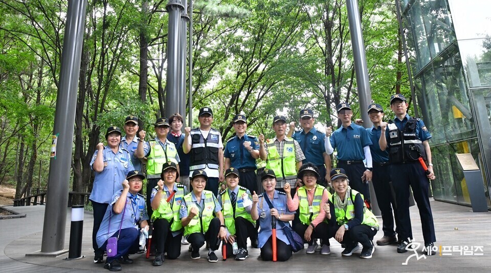 ▲ 서울 노원구 민관경 순찰 방범대원들이 구민들의 안전한 생활환경 조성을 위해 힘쓰고 있다. ⓒ 노원구