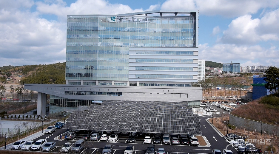 ▲ 근로복지공단이 10월 중 개최되는 국악로페스타와 종로한복축제 기간 동안 관광객과 지역주민을 대상으로 찾아가는 상담부스를 운영한다. ⓒ 세이프타임즈 DB