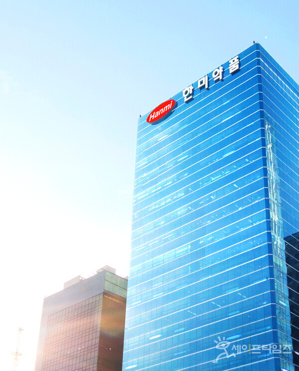 ▲ 한미약품의 혁신 치료제 랩스 트리플 아고니스트가 IDMC에게 지속 개발 권고를 받았다. ⓒ 한미약품