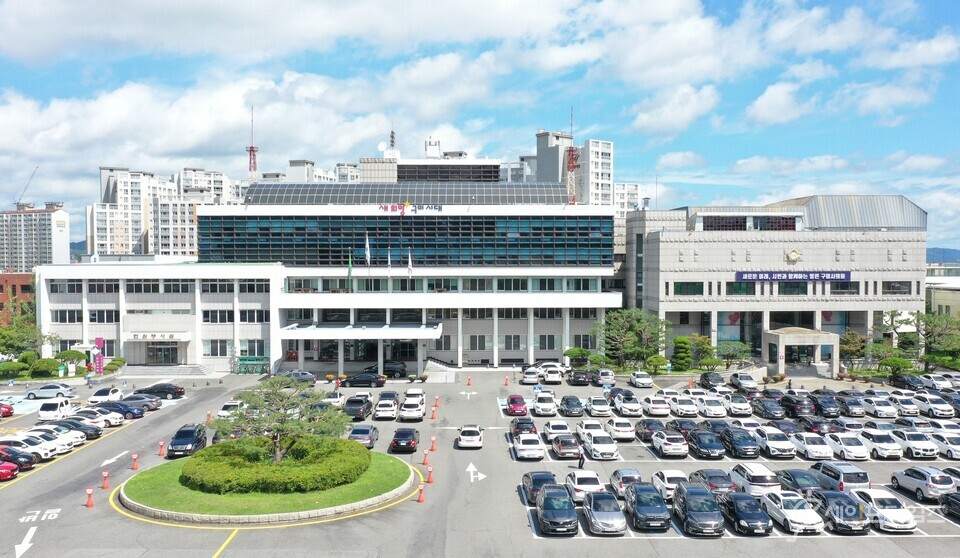 ▲ 경북 구미시가 공무원 배낭여행 경비로 예산 5억원을 편성해 4억원을 사용했다. ⓒ 구미시