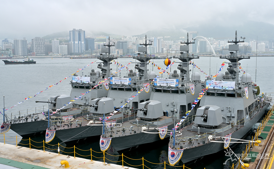 ▲ 해군 신형 고속정 통합진수식이 진행되고 있다. ⓒ HJ중공업