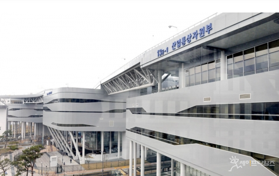 ▲ 산업통상자원부는 강원도 평창군 LPG충전소 폭발사고와 관련해 업계 간담회를 개최해 신속한 안전관리 실태 파악과 긴급 안전조치 협력를 당부했다. ⓒ 산업부