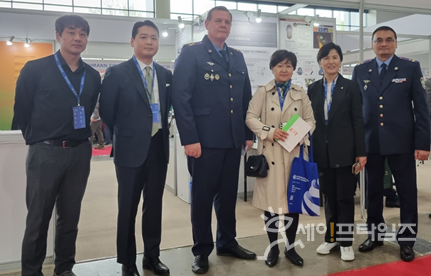 ▲ 한국소방산업기술원이 우즈베키스탄에서 KFI홍보관을 운영하고 있다. ⓒ 한국소방산업기술원