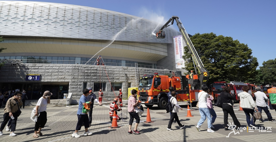 ▲ 서울 송파구 올림픽공원에서 재난대응 안전한국 훈련이 펼쳐지고 있다. ⓒ 세이프타임즈 DB