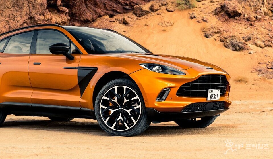 ▲ 애스턴 마틴 DBX, DBX707, DBX Straight-Six 등 모델이 엔진 정지·화재 위험 등으로 독일에서 리콜에 들어간다. ⓒ 유럽연합 안전센터