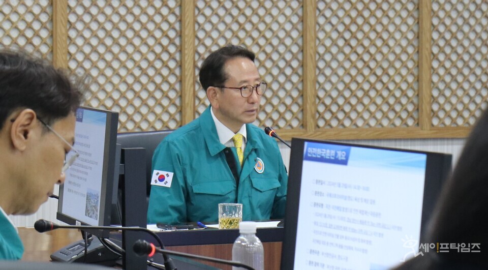 ▲ 강준석 부산항만공사(BPA) 사장이 2024년 재난대응 안전한국훈련의 토론훈련에서 발언을 하고 있다. ⓒ BPA