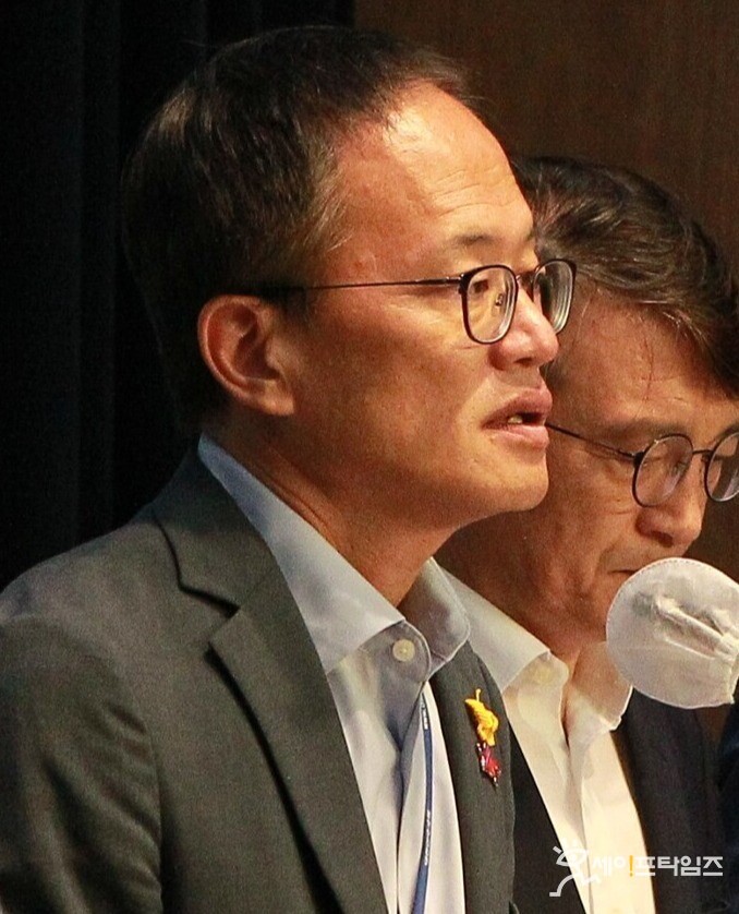 ▲ 박주민 더불어민주당 의원이 해병대원 사망사건의 진상규명을 위한 특검법 발의 기자회견에서 발언하고 있다. ⓒ 세이프타임즈 DB