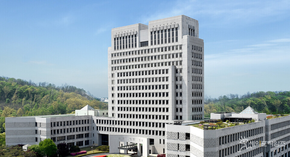 ▲ 퇴사한 직원이 직무발명보상금을 뒤늦게 청구한다면 재직 당시 규정을 기준으로 지급 여부를 심사해야 한다는 대법원 판단이 나왔다. ⓒ 대법원