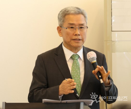 ▲ 김동철 한국전력 사장이 기자간담회에서 발언하고 있다. ⓒ 한국전력