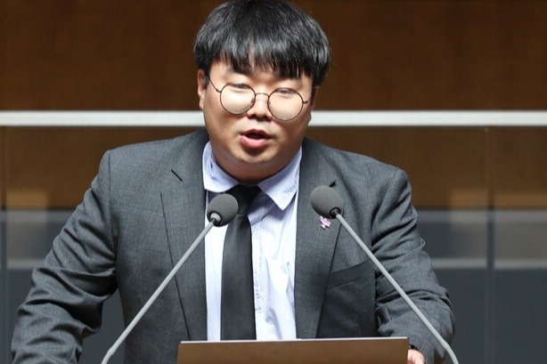 ▲ 유호준 경기도의회 의원이 '반지하 주거상향 3법'의 시급한 개정이 필요하다고 목소리를 높이고 있다. ⓒ 경기도의회