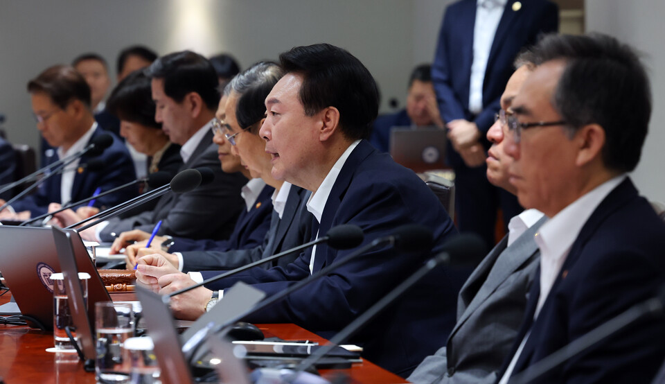 ▲  윤석열 대통령이 30일 서울 용산 대통령실 청사에서 열린 국무회의에서 발언하고 있다. ⓒ 연합뉴스