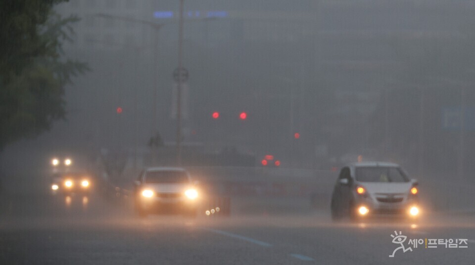 ▲ 온라인에서 판매하는 자동차 전조등용 램프 상당수가 불량으로 나타났다. ⓒ 연합뉴스