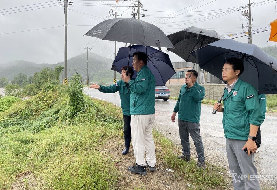   ▲ 이범석 청주시장이  집중호우로 피해가 없는지 현장 순찰을 하고 있다. ⓒ 청주시