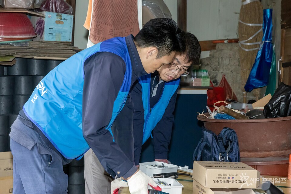 ▲ 한국전기안전공사 1004봉사대가 취약계층 지원 활동에 나섰다. ⓒ 전기안전공사
