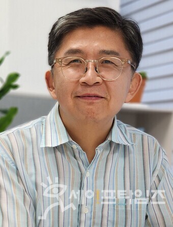 ▲ 신동국 세이프타임즈 논설위원