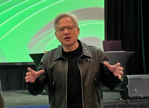 ▲ 젠슨 황 엔비디아 CEO가 지난 7일 글로벌 기자간담회에서 발언하고 있다. ⓒ 연합뉴스