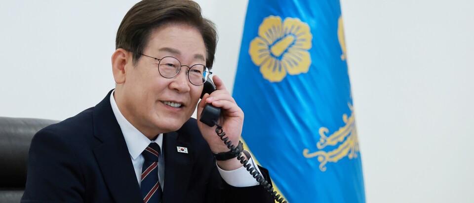 ▲ 이재명 대통령이 9일 이시바 시게루 일본 총리와 통화하고 있다. ⓒ 연합뉴스