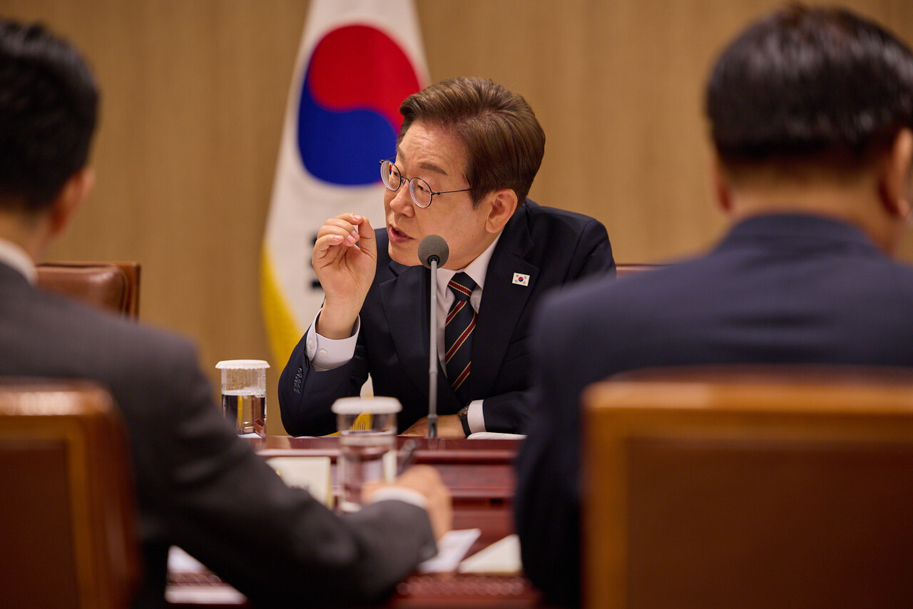 ▲ 이재명 대통령이 9일 서울 용산 대통령실 청사에서 열린 비상경제점검 2차 태스크포스(TF)회의를 하고 있다. ⓒ 연합뉴스