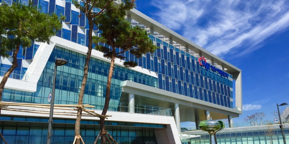 ▲ 태안화력발전소에서 작업 도중 숨진  노동자 고 김충현씨의 영결식이 진행하고 있다. ⓒ 연합뉴스