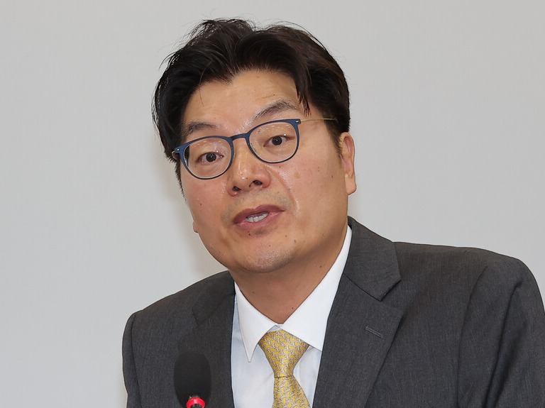 ▲ 정종철 쿠팡풀필먼트서비스(CFS) 대표이사가 지난 15일 서울 여의도 국회에서 열린 고용노동부에 대한 기후에너지환경고용노동위원회 국정감사에서 의원 질의에 답변하고 있다. ⓒ 연합뉴스