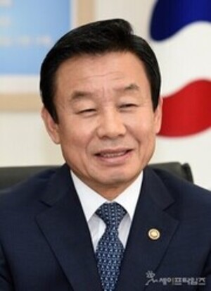 [박인용의 묵상] ⑧ 과학의 날에 생각하는 '삶의 지혜' - 뉴스 썸네일 이미지