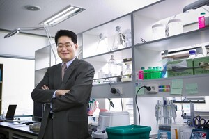 '성장성 특례상장 1호' 조대웅 셀리버리 전 대표 징역 30년 구형 - 뉴스 썸네일 이미지